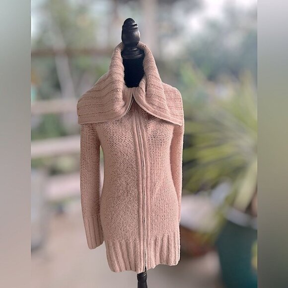 BCBGMAXAZRIA Lambswool Acrylic Pile Knit Zip Cardigan Sweater Pink Women XS / S - Picture 2 of 16